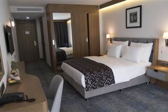 Yuksel Istanbul Yenikapi 4*