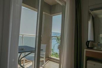 Yunus Beach Hotel