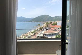 Yunus Beach Hotel
