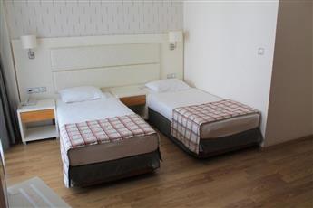 Yunus Beach Hotel