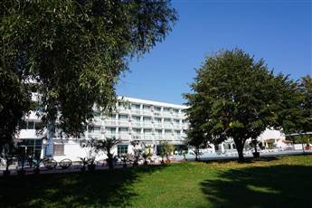 Zefir Hotel 3*