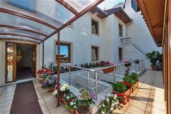 Zeynep Sultan Hotel 3*