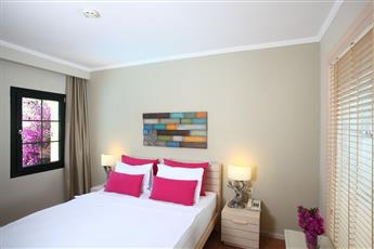 Zeytinada Hotel 4*