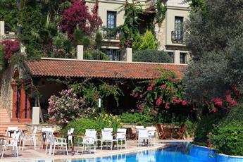 Zeytinada Hotel