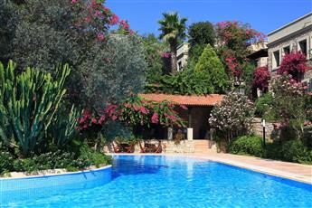 Zeytinada Hotel