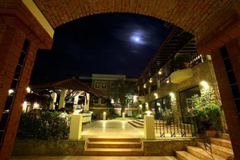 Zeytinada Hotel