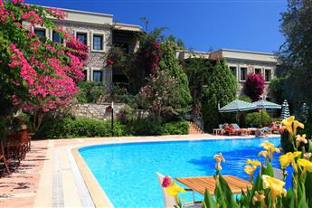 Zeytinada Hotel