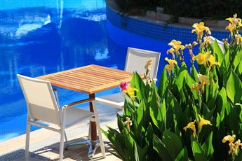 Zeytinada Hotel