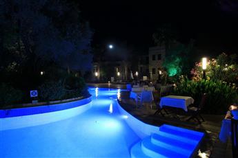 Zeytinada Hotel