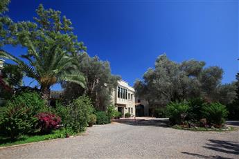 Zeytinada Hotel