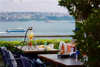 Zimmer Bosphorus Hotel 4*
