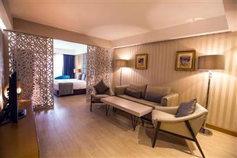 Zimmer Bosphorus Hotel 4*