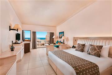 FAMILY SEA VIEW ROOM