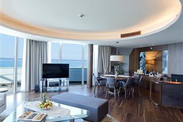 GRAND SUITE