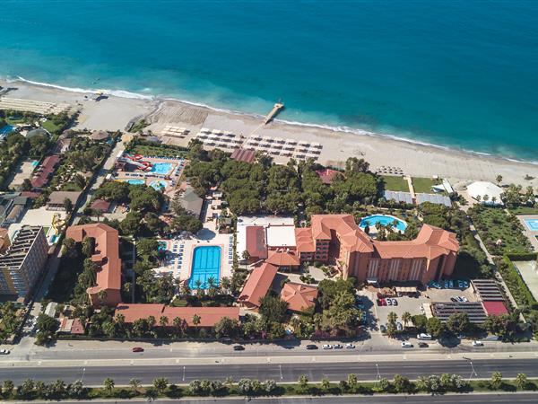 Club Turtas Beach Hotel 4*