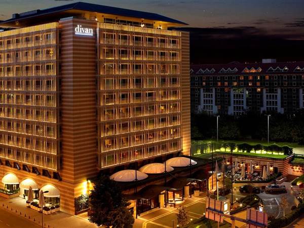 Divan Istanbul 5* Divan Istanbul 5*