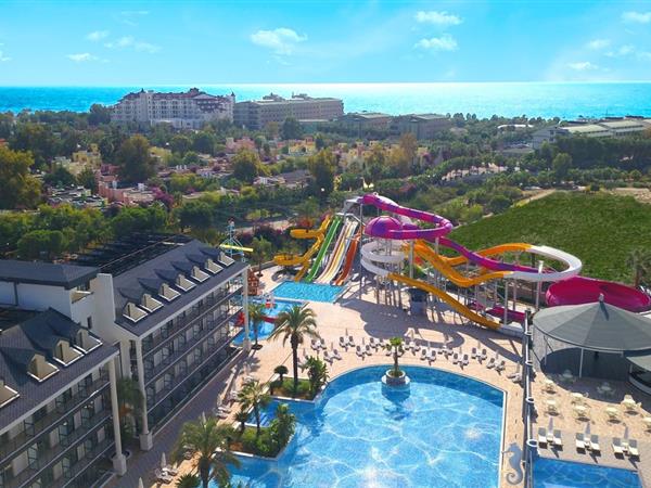 Dream World Palace 5*