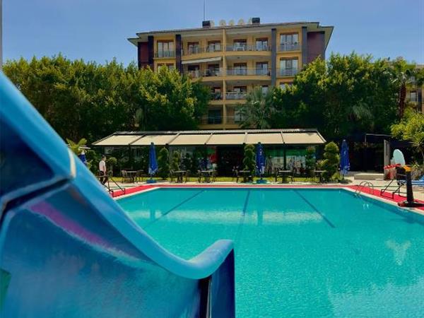 Grand Alisa Hotel 3*