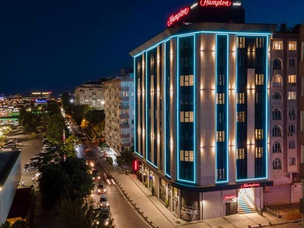 Hampton by Hilton Istanbul Merter 4*