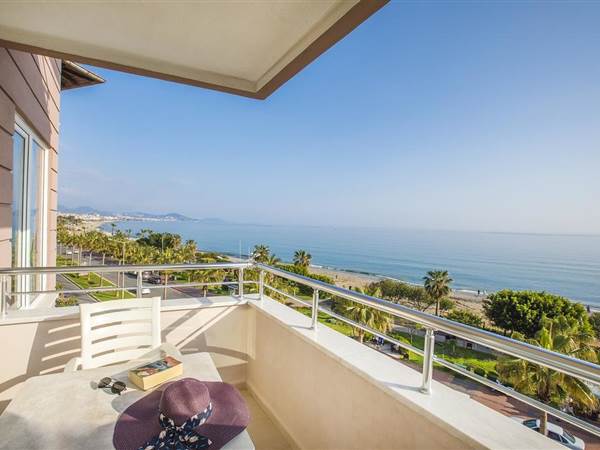 Hawaii Suite Beach Hotel 3* Hawaii Suite Beach Hotel 3*