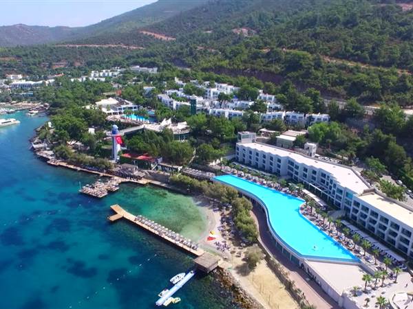 Blue Dreams Resort & Spa 5* Blue Dreams Resort & Spa 5*