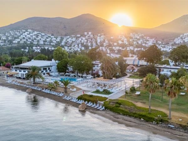 Ladonia Hotels Luna Beach Resort 4* Ladonia Hotels Luna Beach Resort 4*