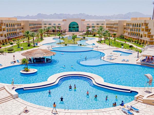 Mövenpick Waterpark Resort & Spa Soma Bay. Mövenpick Waterpark Resort & Spa Soma Bay.