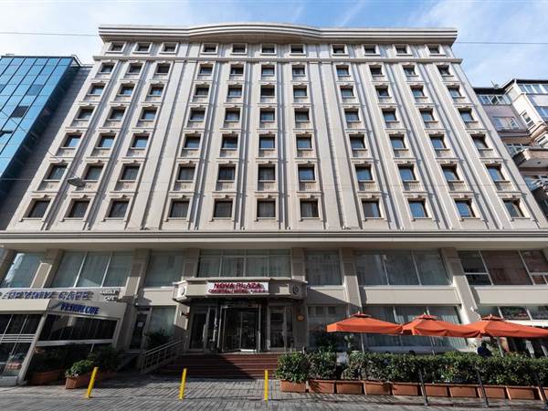 Nova Plaza Crystal Hotel 4* Nova Plaza Crystal Hotel 4*