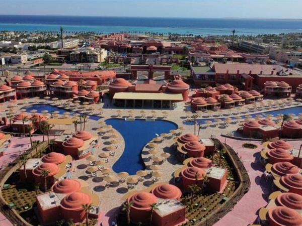 Pickalbatros Laguna Club Resort 4*