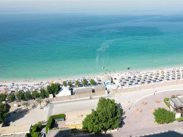 Ramada by Wyndham Beach Hotel Ajman 4* Ramada by Wyndham Beach Hotel Ajman 4*
