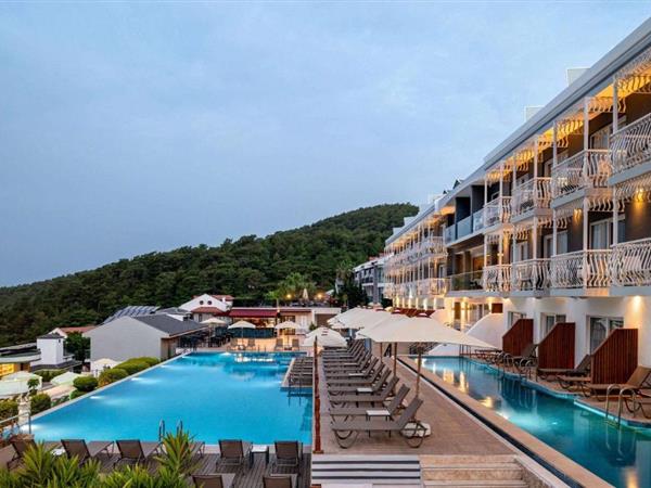 Ramada by Wyndham Fethiye Oludeniz 4* Ramada by Wyndham Fethiye Oludeniz 4*
