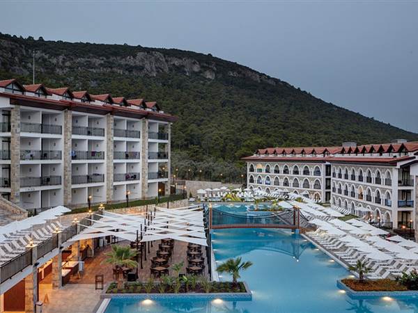Ramada Resort by Wyndham Akbuk 4* Ramada Resort by Wyndham Akbuk 4*