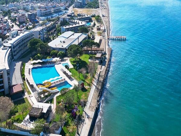 Royal Beach Club Hotel