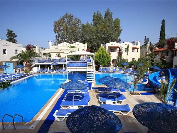 Summer Garden Suites & Beach Hotel 3* Summer Garden Suites & Beach Hotel 3*