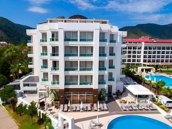 Supreme Beach Hotel 4* Adults Only 14+