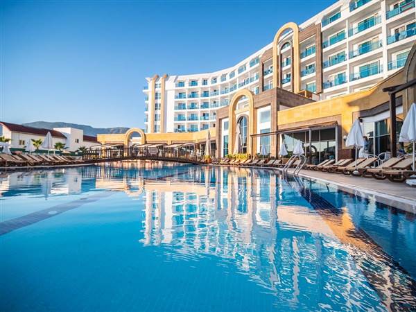 The Lumos Deluxe Resort Hotel 5* The Lumos Deluxe Resort Hotel 5*