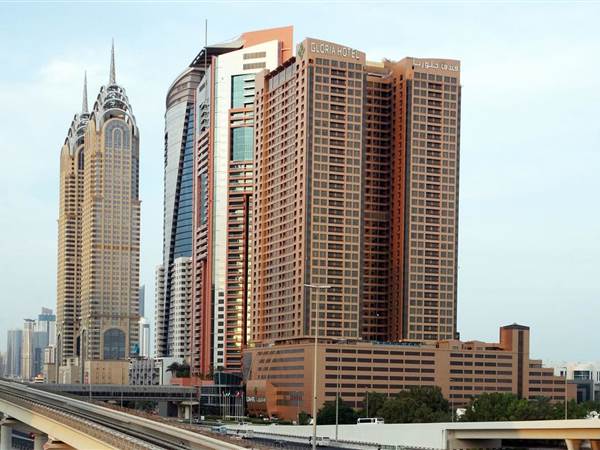 Two Seasons Hotel & Apartments Dubai 4* Two Seasons Hotel & Apartments Dubai 4*