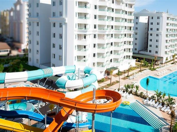 Wyndham Garden Lara 4*