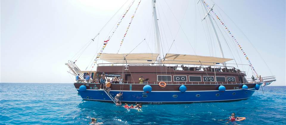 Pirates with Orange island ( Makad i- Safaga - Gouna - Sahl Hasheesh Hotels )