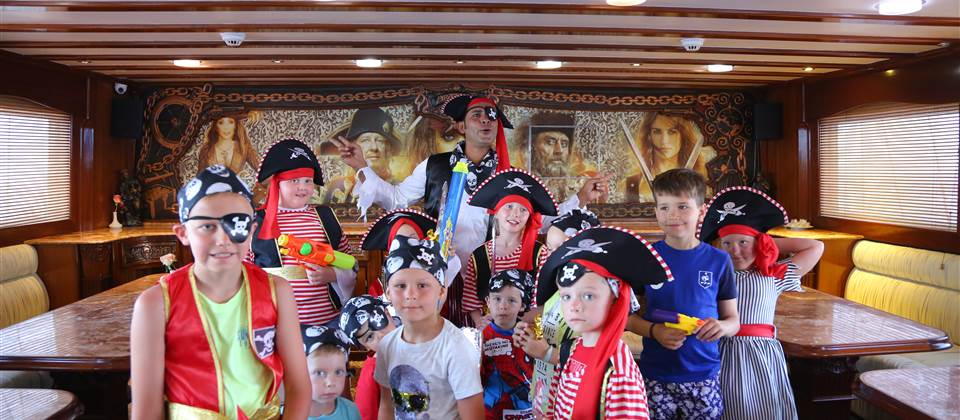 Pirates with Orange island ( Makad i- Safaga - Gouna - Sahl Hasheesh Hotels )