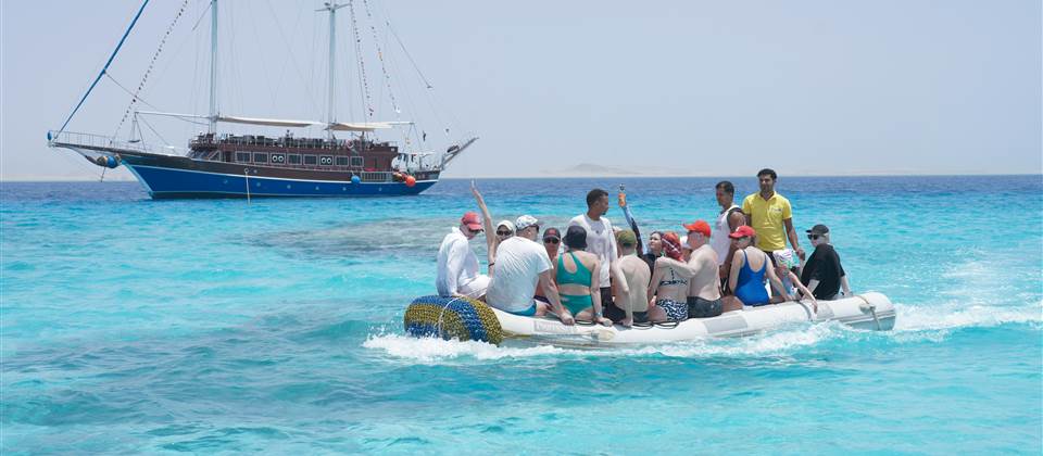 Pirates with Orange island ( Makad i- Safaga - Gouna - Sahl Hasheesh Hotels )